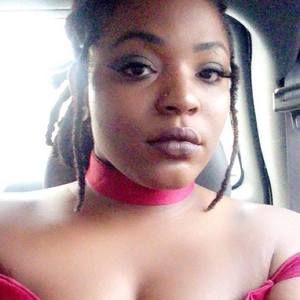 Meet your Posher, Desirae